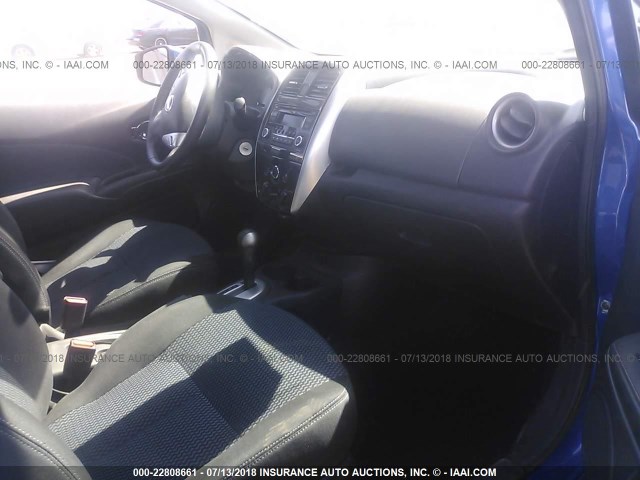 3N1CE2CP3FL441753 - 2015 NISSAN VERSA NOTE S/S PLUS/SV/SL/SR BLUE photo 5