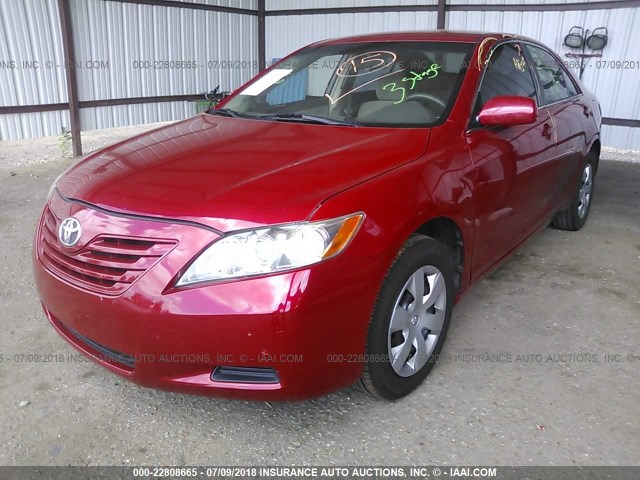 4T1BE46K88U257708 - 2008 TOYOTA CAMRY CE/LE/XLE/SE RED photo 2