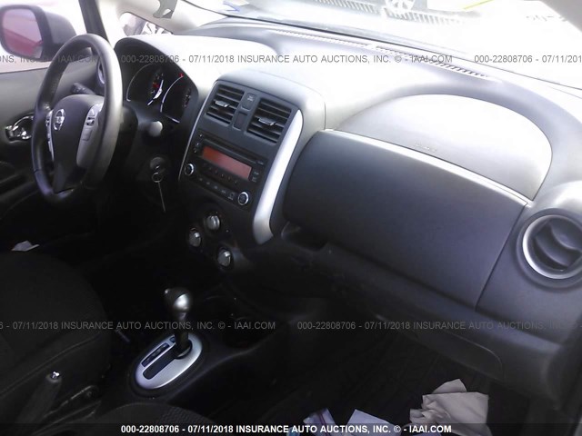 3N1CE2CP4EL397373 - 2014 NISSAN VERSA NOTE S/S PLUS/SV/SL GRAY photo 5
