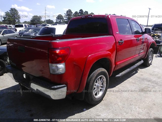 5TFEV54148X062933 - 2008 TOYOTA TUNDRA CREWMAX/CREWMAX SR5 RED photo 4