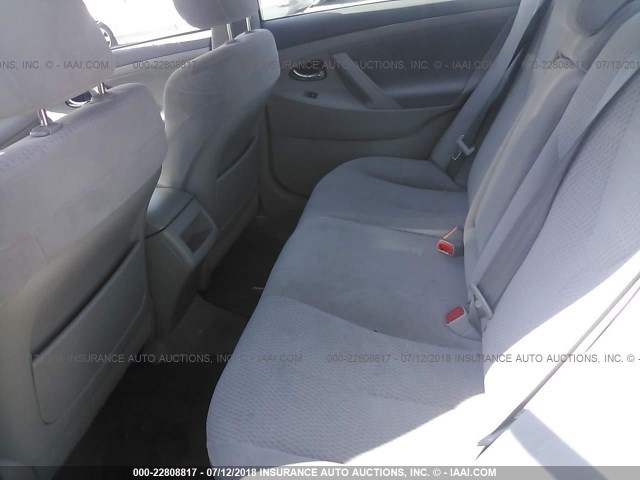 4T1BF3EK7BU635081 - 2011 TOYOTA CAMRY SE/LE/XLE SILVER photo 8