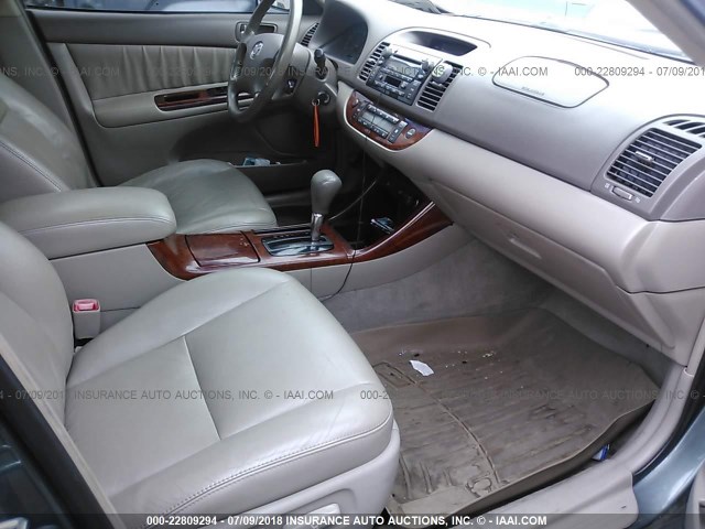 4T1BF32K44U066536 - 2004 TOYOTA CAMRY LE/XLE/SE 绿色 照片 5