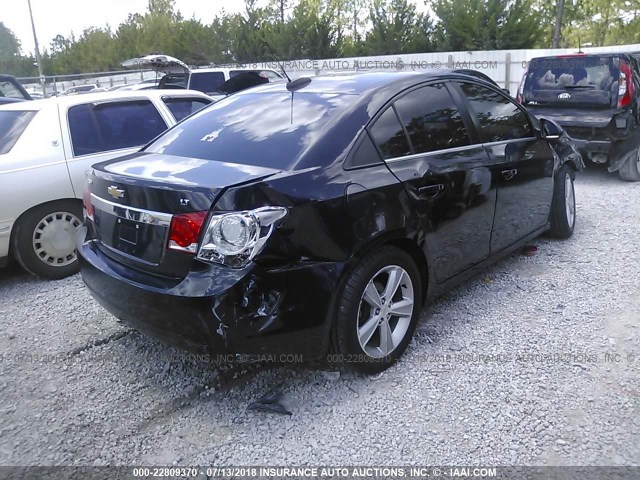 1G1PE5SB8F7131729 - 2015 CHEVROLET CRUZE LT BLACK photo 4