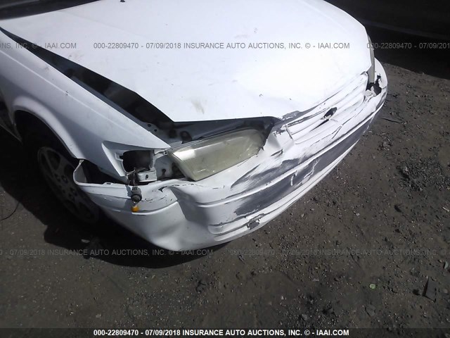 JT2BF28K6X0191452 - 1999 TOYOTA CAMRY LE/XLE 白色 照片 6