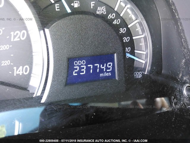 4T1BF1FK5EU368868 - 2014 TOYOTA CAMRY L/SE/LE/XLE ვერცხლისფერი ფოტო 7