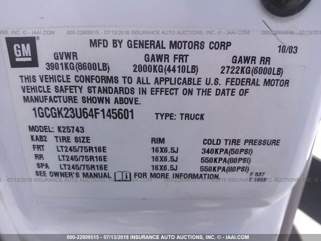 1GCGK23U64F145601 - 2004 CHEVROLET SILVERADO K2500 WHITE photo 9