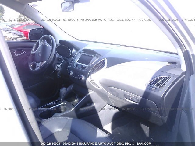 KM8JU3AC8AU111534 - 2010 HYUNDAI TUCSON GLS/LIMITED 灰色 照片 5