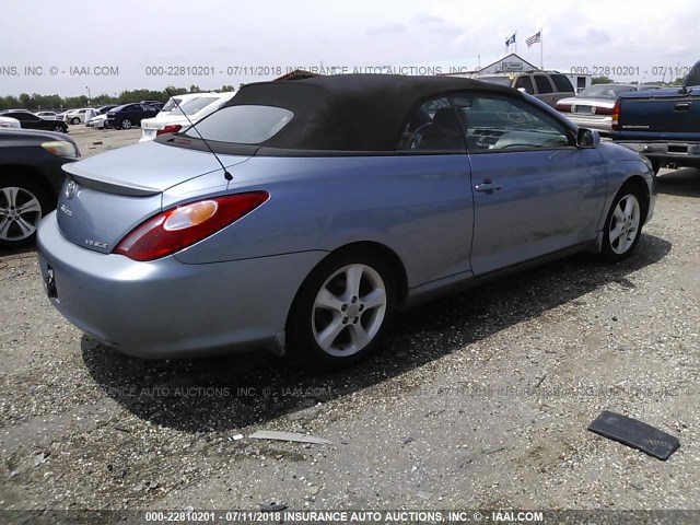 4T1FA38PX4U030109 - 2004 TOYOTA CAMRY SOLARA SE/SLE BLUE photo 4