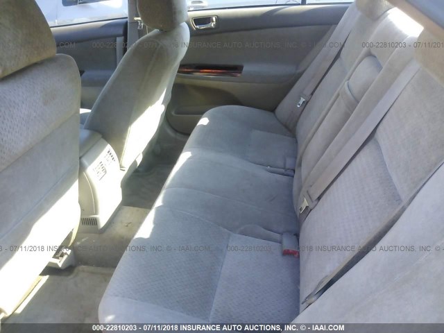 4T1BE32K32U105603 - 2002 TOYOTA CAMRY LE/XLE/SE 金色 照片 8