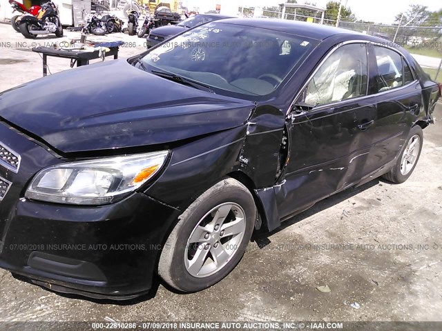 1G11B5SA8DF355852 - 2013 CHEVROLET MALIBU LS შავი ფოტო 2