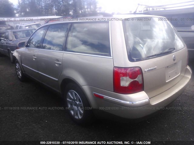 WVWVD63B81E236023 - 2001 VOLKSWAGEN PASSAT GLS GOLD photo 3