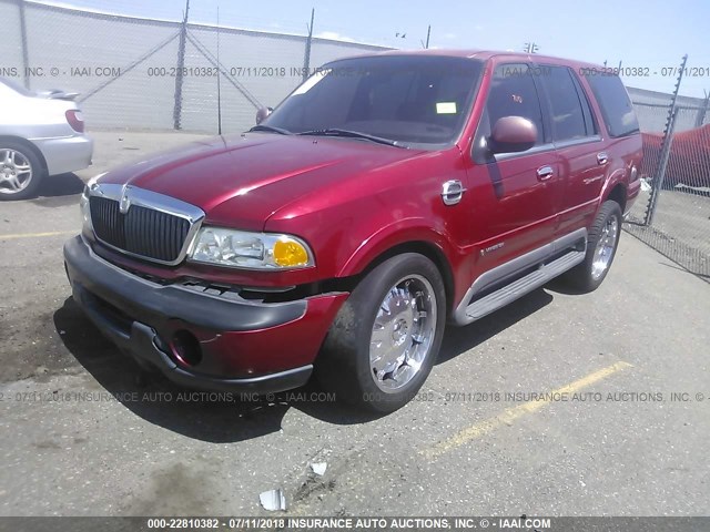 5LMPU28L5WLJ34127 - 1998 LINCOLN NAVIGATOR 红色 照片 2