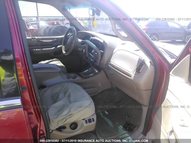 5LMPU28L5WLJ34127 - 1998 LINCOLN NAVIGATOR 红色 照片 5