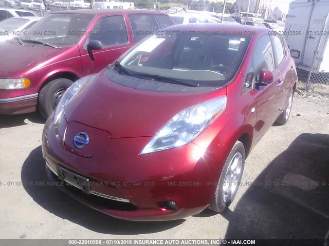 JN1AZ0CP7BT000892 - 2011 NISSAN LEAF SV/SL RED photo 2