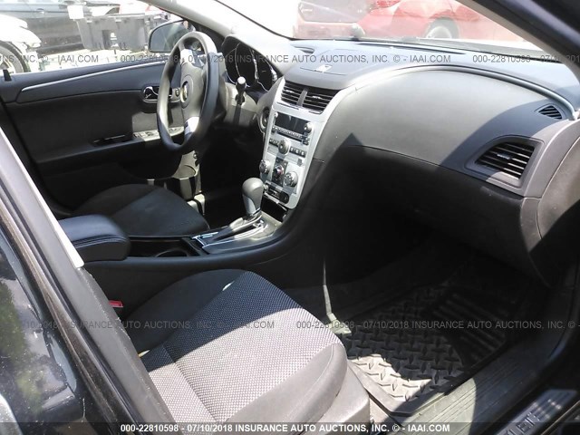1G1ZC5E07CF269272 - 2012 CHEVROLET MALIBU 1LT შავი ფოტო 5