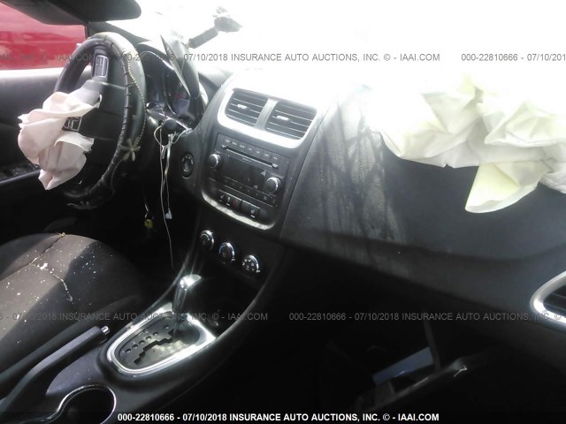 1B3BD4FB8BN608093 - 2011 DODGE AVENGER EXPRESS 银色 照片 5