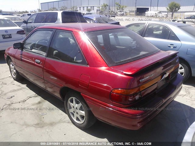 1FAPP11J9PW300091 - 1993 FORD ESCORT LX/SPORT RED photo 3