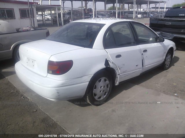 1G8ZH54892Z163557 - 2002 SATURN SL1 WHITE photo 4