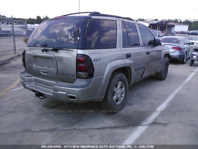 1GNDT13S532101336 - 2003 CHEVROLET TRAILBLAZER  GOLD photo 4