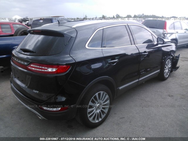 5LMCJ3C91HUL70232 - 2017 LINCOLN MKC RESERVE BLACK photo 4