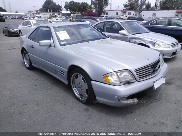 WDBFA67F0WF157147 - 1998 MERCEDES-BENZ SL 500 SILVER photo 1