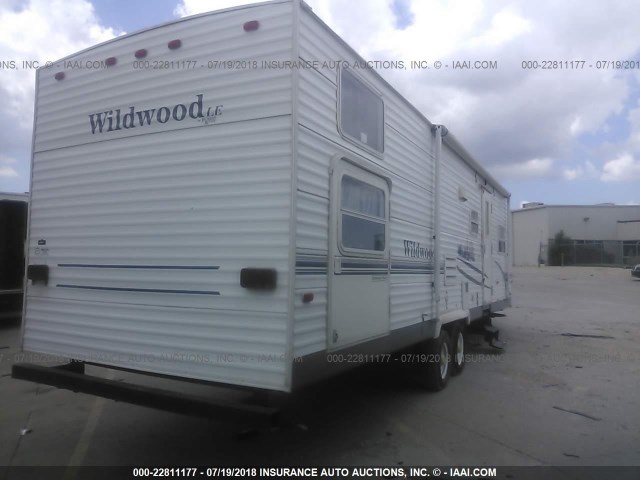 4X4TWDG277A239585 - 2007 FOREST RIVER WILDWOOD 31QBSSL  白色 照片 4