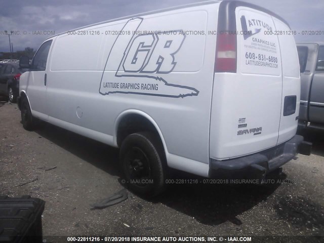 1GTW7GCA2B1900317 - 2011 GMC SAVANA G2500 WHITE photo 3