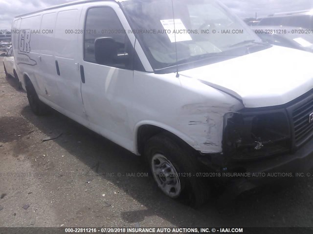 1GTW7GCA2B1900317 - 2011 GMC SAVANA G2500 WHITE photo 6