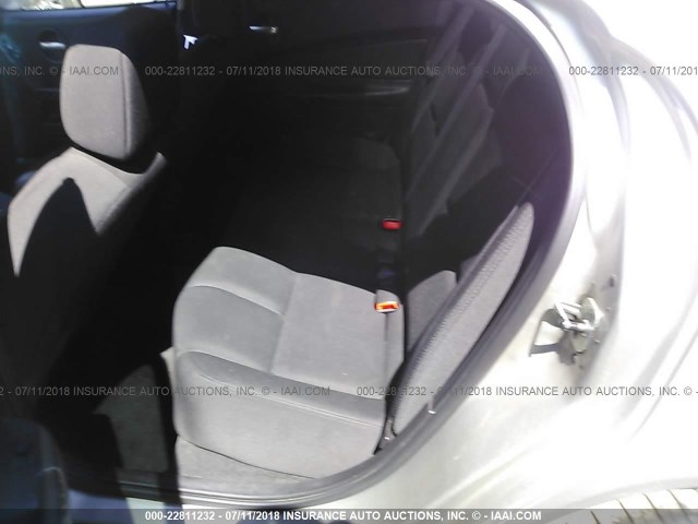 2G2WP552281105396 - 2008 PONTIAC GRAND PRIX SILVER photo 8