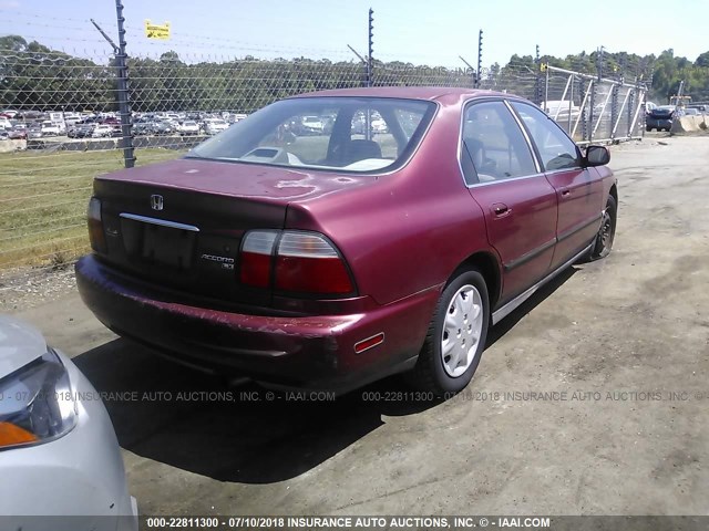 1HGCD5635TA219164 - 1996 HONDA ACCORD LX/EX RED photo 4