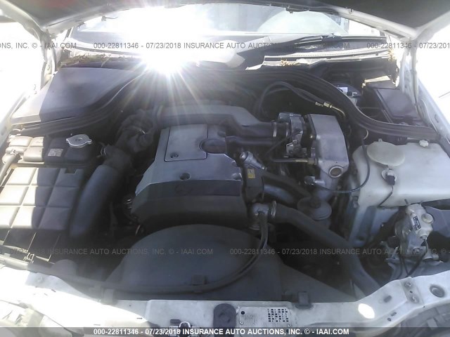 WDBHA22EXRF013464 - 1994 MERCEDES-BENZ C 220 WHITE photo 10