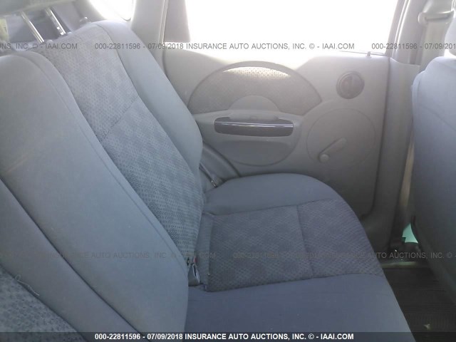 KL1TD62685B409422 - 2005 CHEVROLET AVEO LS Light Blue photo 8