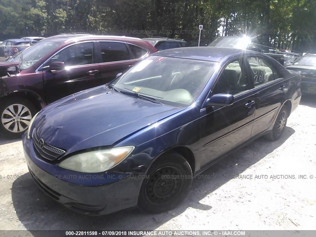 4T1BE32K82U588926 - 2002 TOYOTA CAMRY LE/XLE/SE BLUE photo 2