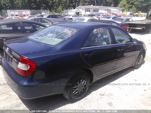4T1BE32K82U588926 - 2002 TOYOTA CAMRY LE/XLE/SE BLUE photo 4