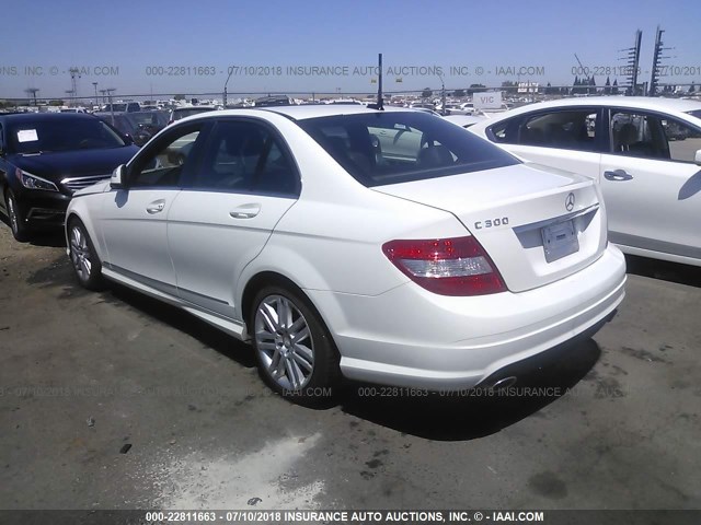 WDDGF54X69R074734 - 2009 MERCEDES-BENZ C 300 WHITE photo 3