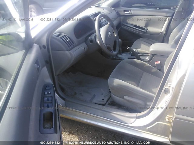 4T1BE32K96U730478 - 2006 TOYOTA CAMRY LE/XLE/SE 银色 照片 5