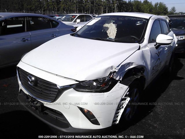 JM1DKBC76G0112151 - 2016 MAZDA CX-3 TOURING WHITE photo 2