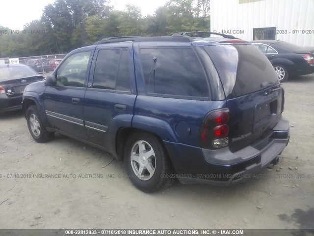 1GNDT13S322496101 - 2002 CHEVROLET TRAILBLAZER  BLUE photo 3