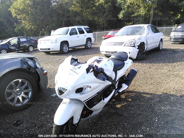 JS1GX72B2H2100449 - 2017 SUZUKI GSX1300 RA WHITE photo 2