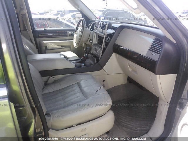 5LMFU27R93LJ32894 - 2003 LINCOLN NAVIGATOR GRAY photo 5