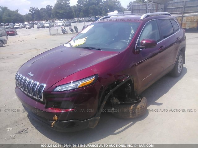 1C4PJLLB7JD612605 - 2018 JEEP CHEROKEE LATITUDE PLUS RED photo 2