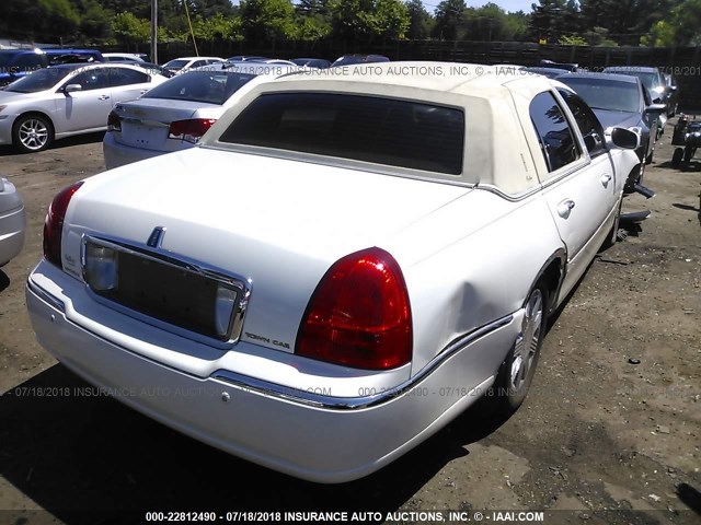 1LNHM83W53Y637862 - 2003 LINCOLN TOWN CAR CARTIER WHITE photo 4