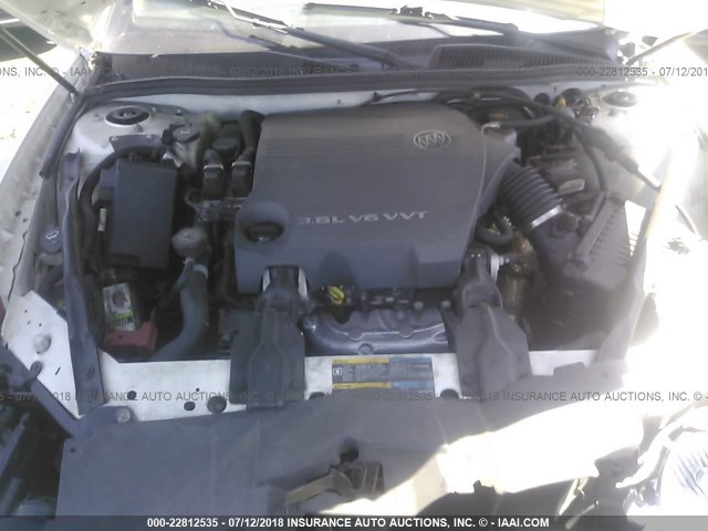 2G4WE567951209970 - 2005 BUICK LACROSSE CXS WHITE photo 10