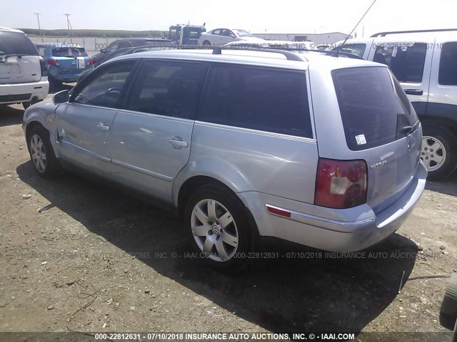 WVWWH63B43E429930 - 2003 VOLKSWAGEN PASSAT GLX 银色 照片 3