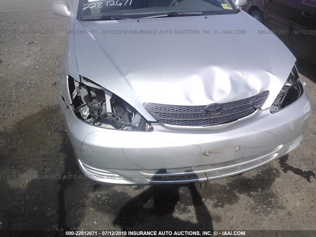 4T1BE32K23U747134 - 2003 TOYOTA CAMRY LE/XLE/SE 银色 照片 6