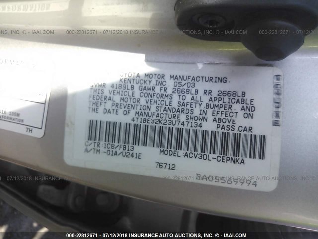 4T1BE32K23U747134 - 2003 TOYOTA CAMRY LE/XLE/SE 银色 照片 9