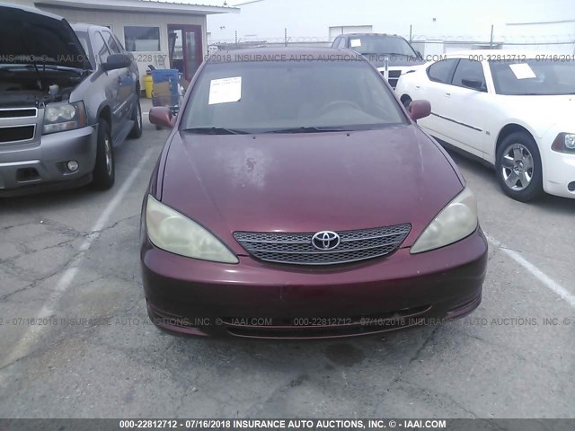4T1BE32K82U096624 - 2002 TOYOTA CAMRY LE/XLE/SE 红色 照片 6