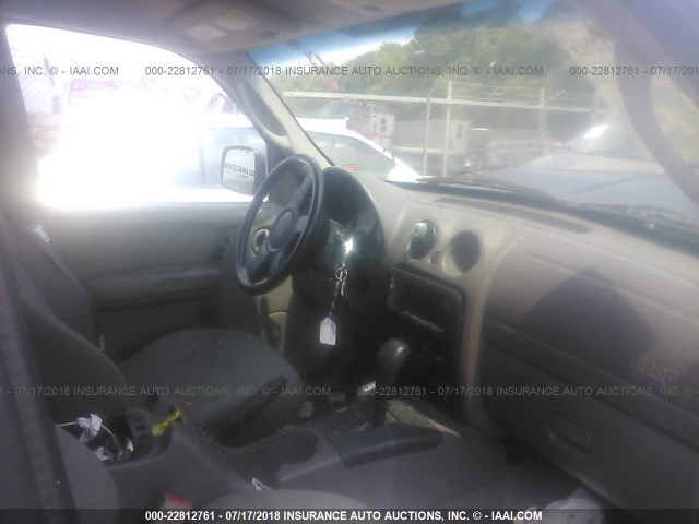 1J8GL48K23W639719 - 2003 JEEP LIBERTY SPORT/FREEDOM ლურჯი ფოტო 5