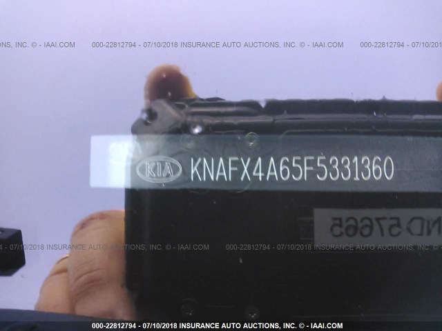 KNAFX4A65F5331360 - 2015 KIA FORTE LX SILVER photo 9