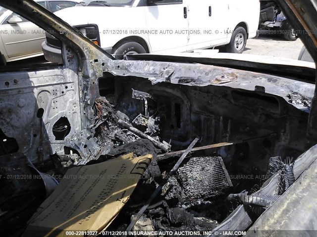 5GZEV23708J168575 - 2008 SATURN OUTLOOK XR შავი ფოტო 5